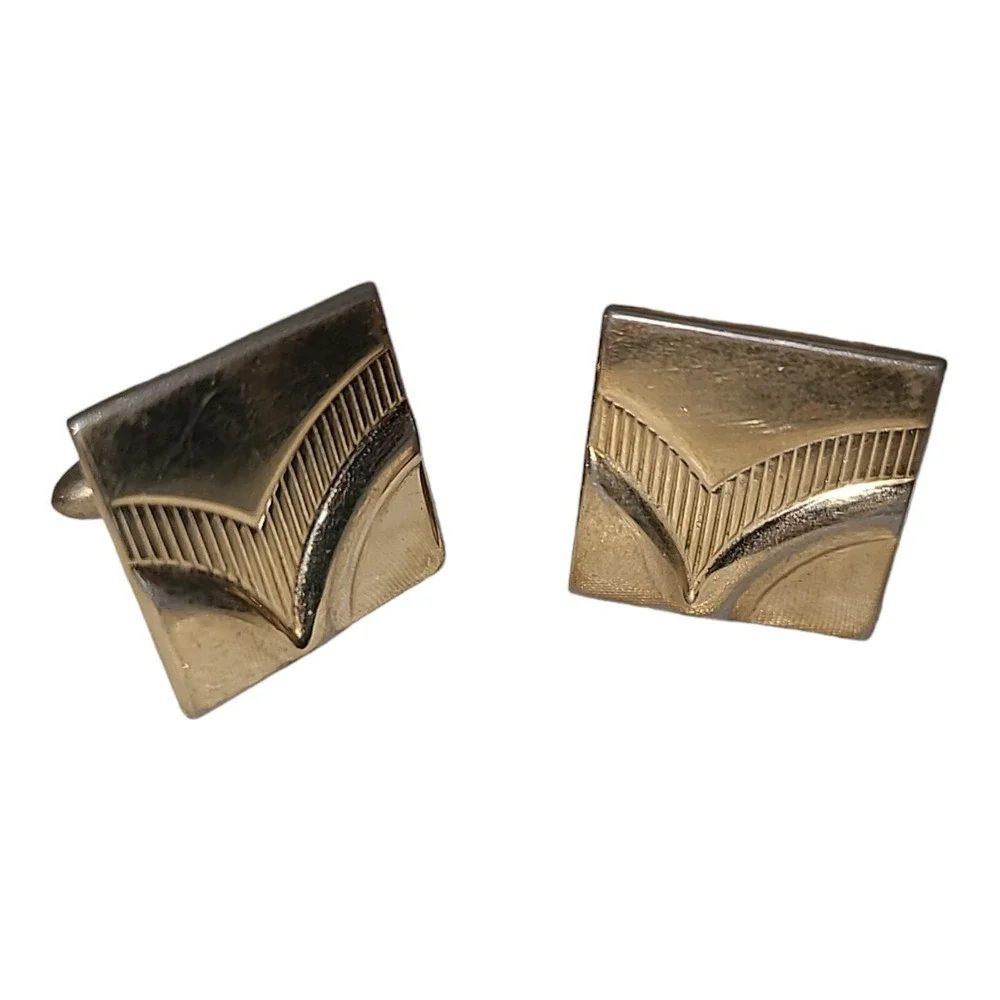 Vintage Swank Gold Tone Classic Embossed Men's Cufflinks‎